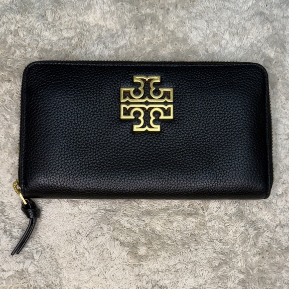 Tory Burch Black Pebbled Leather Britten Zip Wallet - Picture 1 of 11